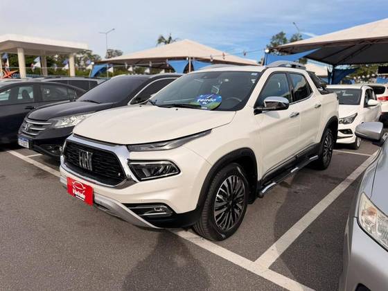FIAT TORO 2.0 16V TURBO DIESEL RANCH 4WD AT9 FIAT TORO 2.0 16V TURBO DIESEL RANCH 4WD AT9